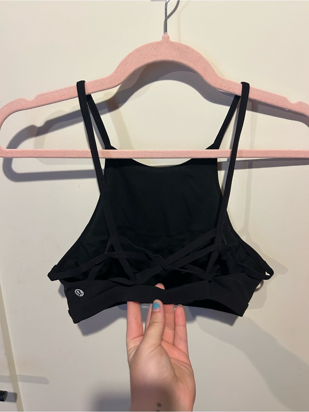 Lululemon twist to reach bra - Picture 4 of 5